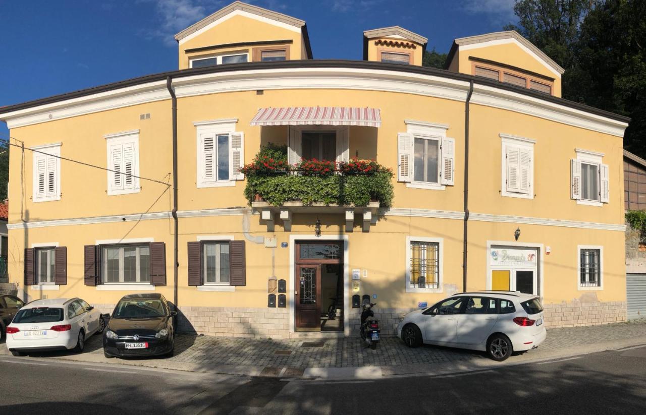 Esperia Casa Vacanza Trieste Exteriör bild
